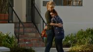 Alex and Claire in Modern Family (Image via Hotstar)